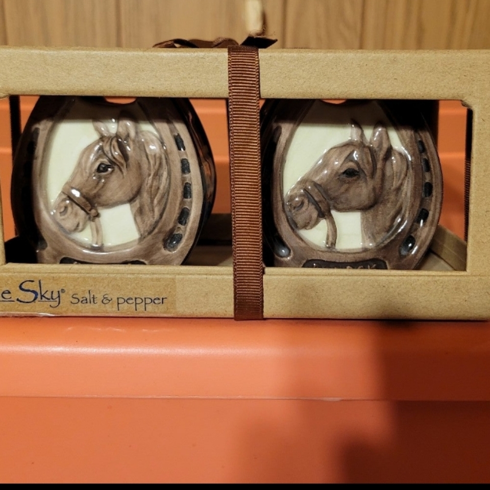 BLUE SKY HORSE SALT PEPPER SHAKERS
